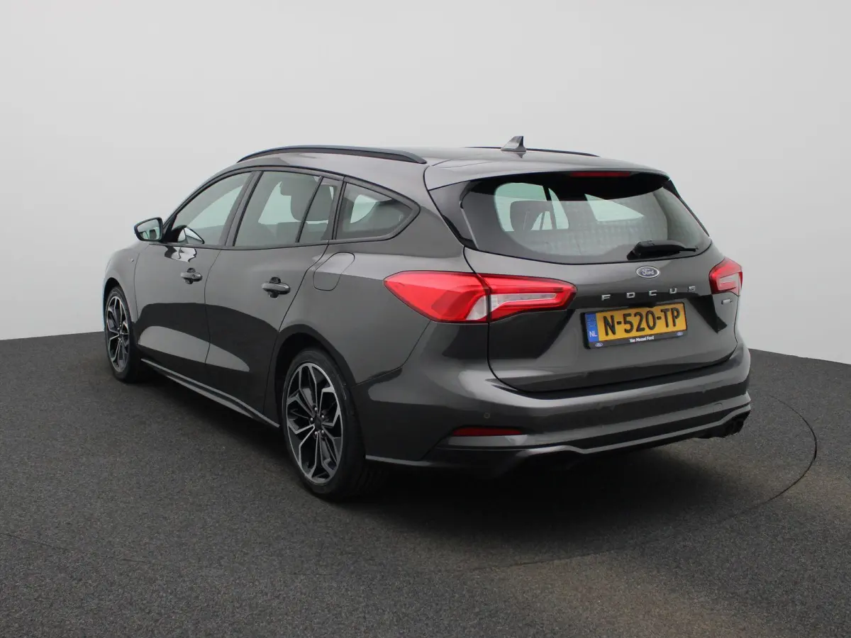 1.0 EcoBoost Hybrid ST Line X Business Winter pack - climate control - 18" velgen