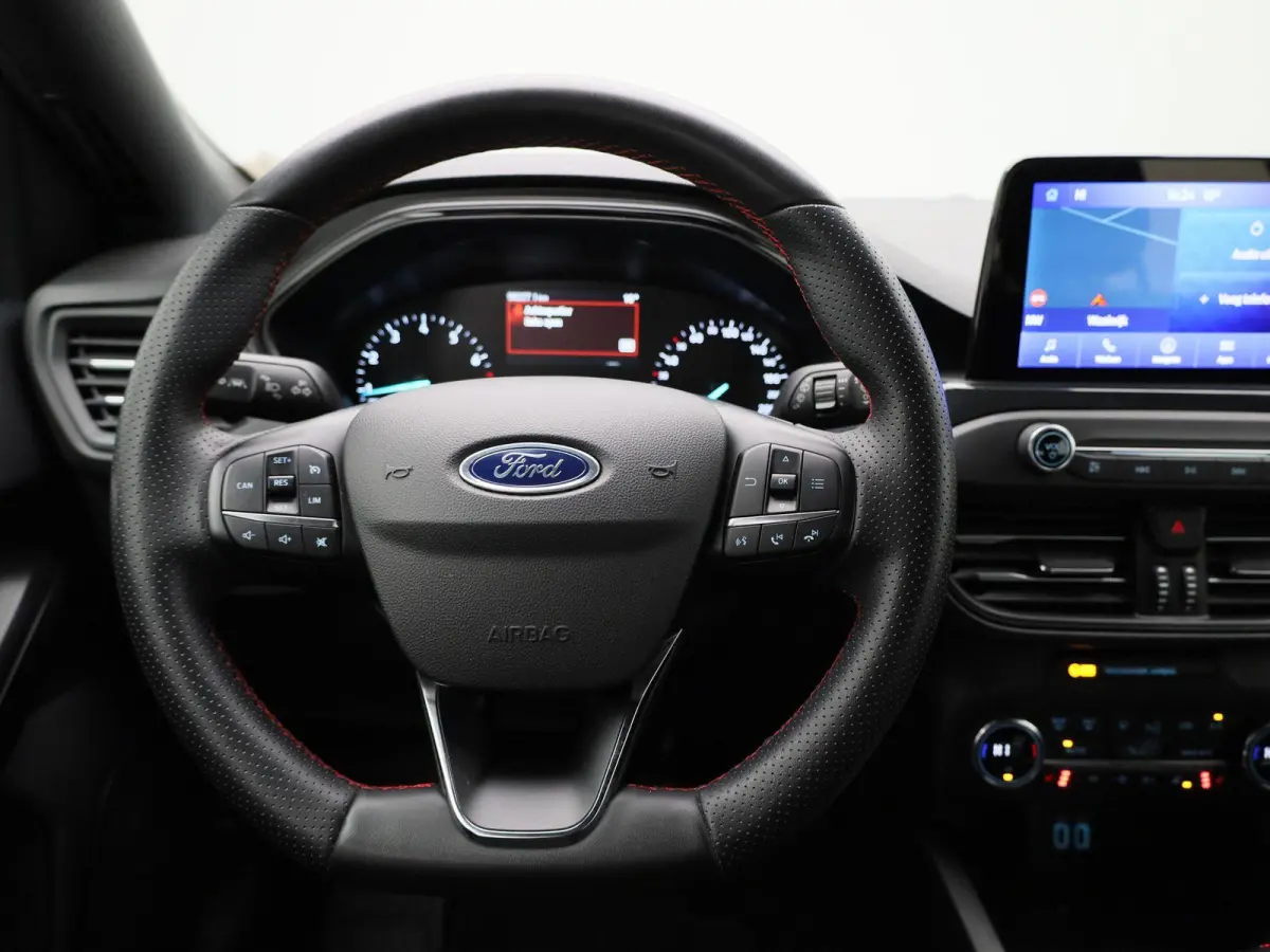 1.0 EcoBoost Hybrid ST Line X Business Winter pack - climate control - 18" velgen
