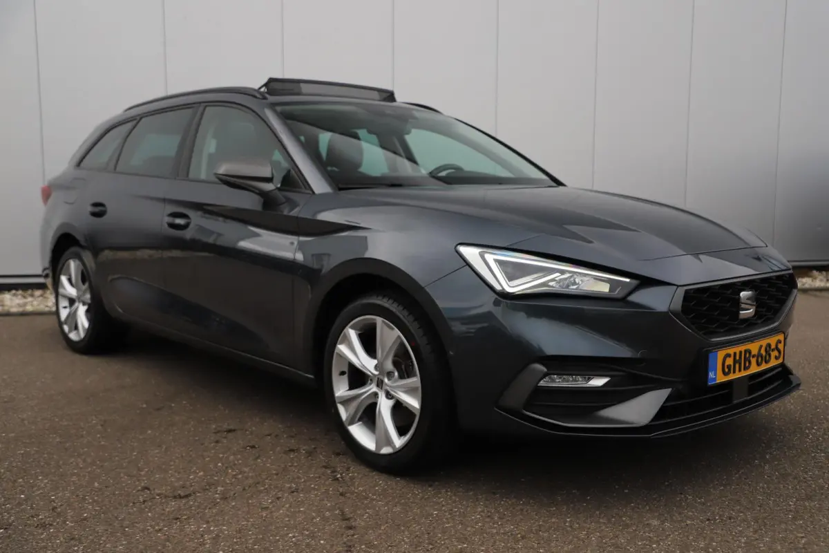 1.4 TSI eHybrid PHEV FR Business Intense 204PK Automaat Panoramadak Carplay Android Navigatie Achteruitrijcamera Climate Adaptive Cruise Lane Assist