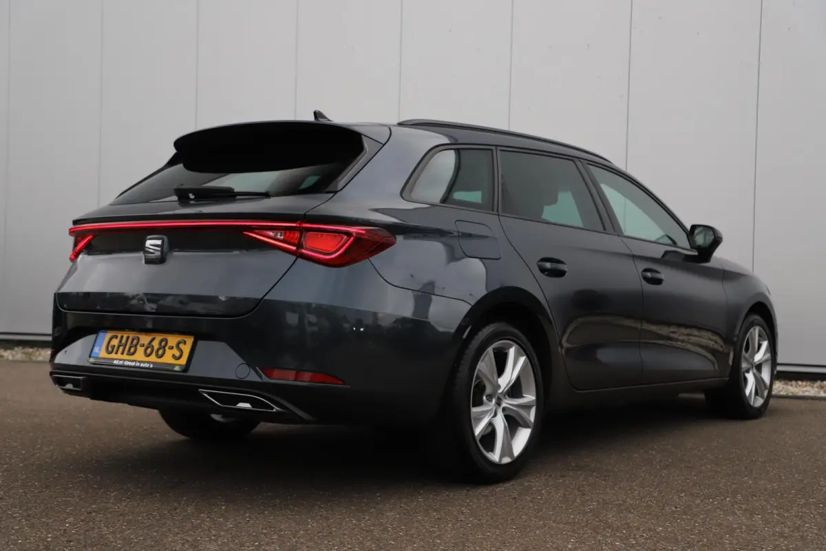 1.4 TSI eHybrid PHEV FR Business Intense 204PK Automaat Panoramadak Carplay Android Navigatie Achteruitrijcamera Climate Adaptive Cruise Lane Assist