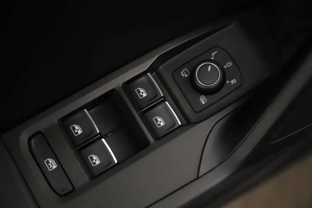 1.4 TSI eHybrid PHEV FR Business Intense 204PK Automaat Panoramadak Carplay Android Navigatie Achteruitrijcamera Climate Adaptive Cruise Lane Assist