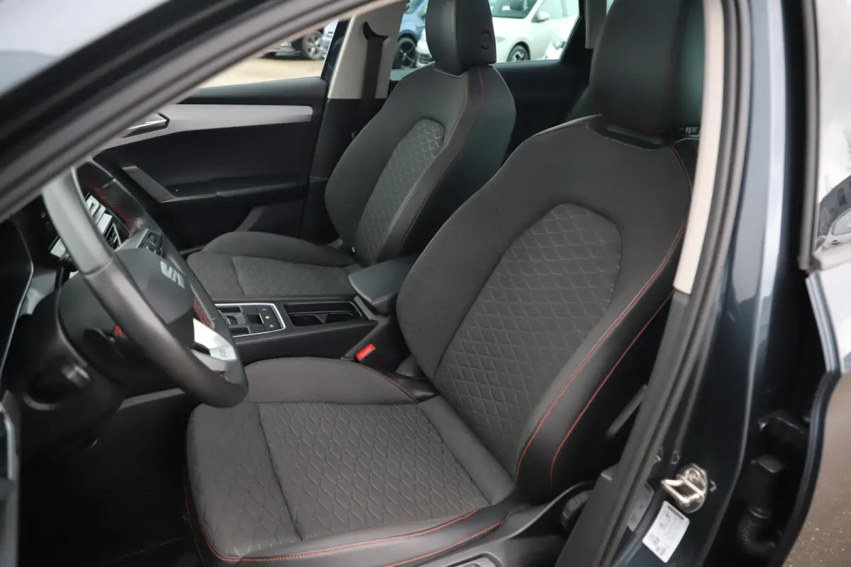 1.4 TSI eHybrid PHEV FR Business Intense 204PK Automaat Panoramadak Carplay Android Navigatie Achteruitrijcamera Climate Adaptive Cruise Lane Assist