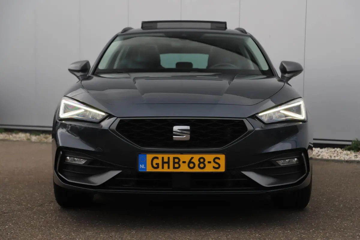 1.4 TSI eHybrid PHEV FR Business Intense 204PK Automaat Panoramadak Carplay Android Navigatie Achteruitrijcamera Climate Adaptive Cruise Lane Assist