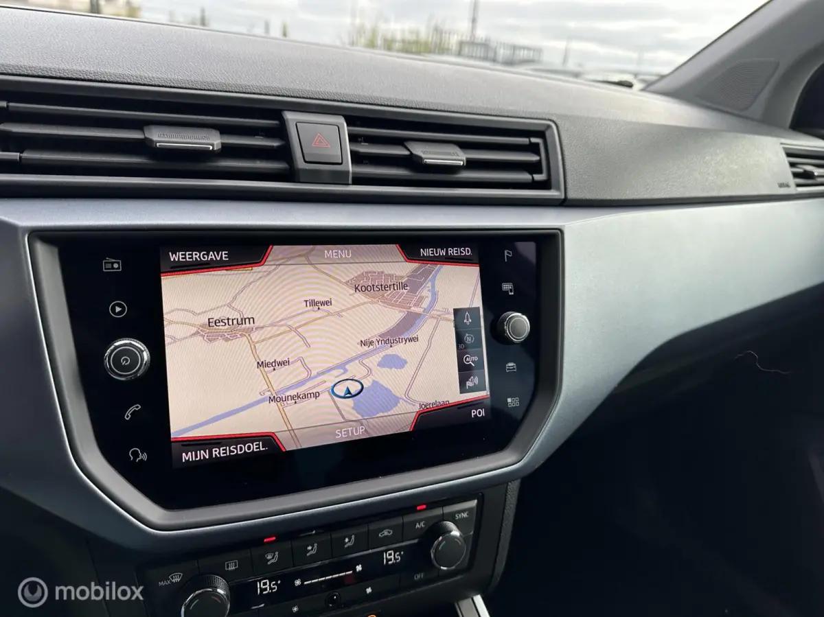 1.0 TSI Style Automaat Carplay Camera Led