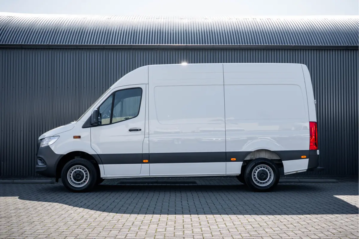 317 CDI L2H2 | Automaat | Facelift | Mbux | Camera | Cruise | Climatronic