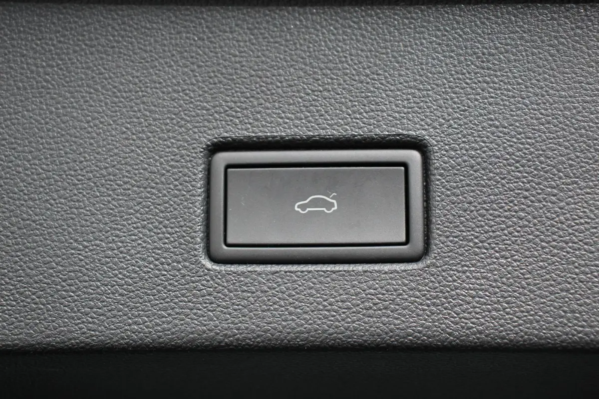 1.5 TSI 150pk DSG Style Team Navigatie Climate Control DAB Adaptieve Cruise control Elektrisch bedienbare achterklep