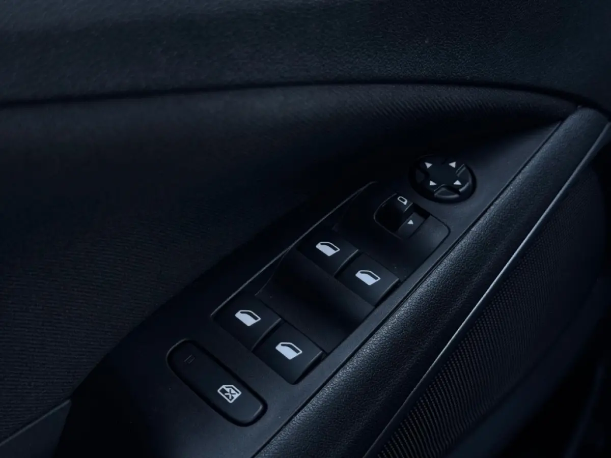 1.2 Turbo Elegance m24 LED CLIMATE SPORTVELGEN CR CONTROL