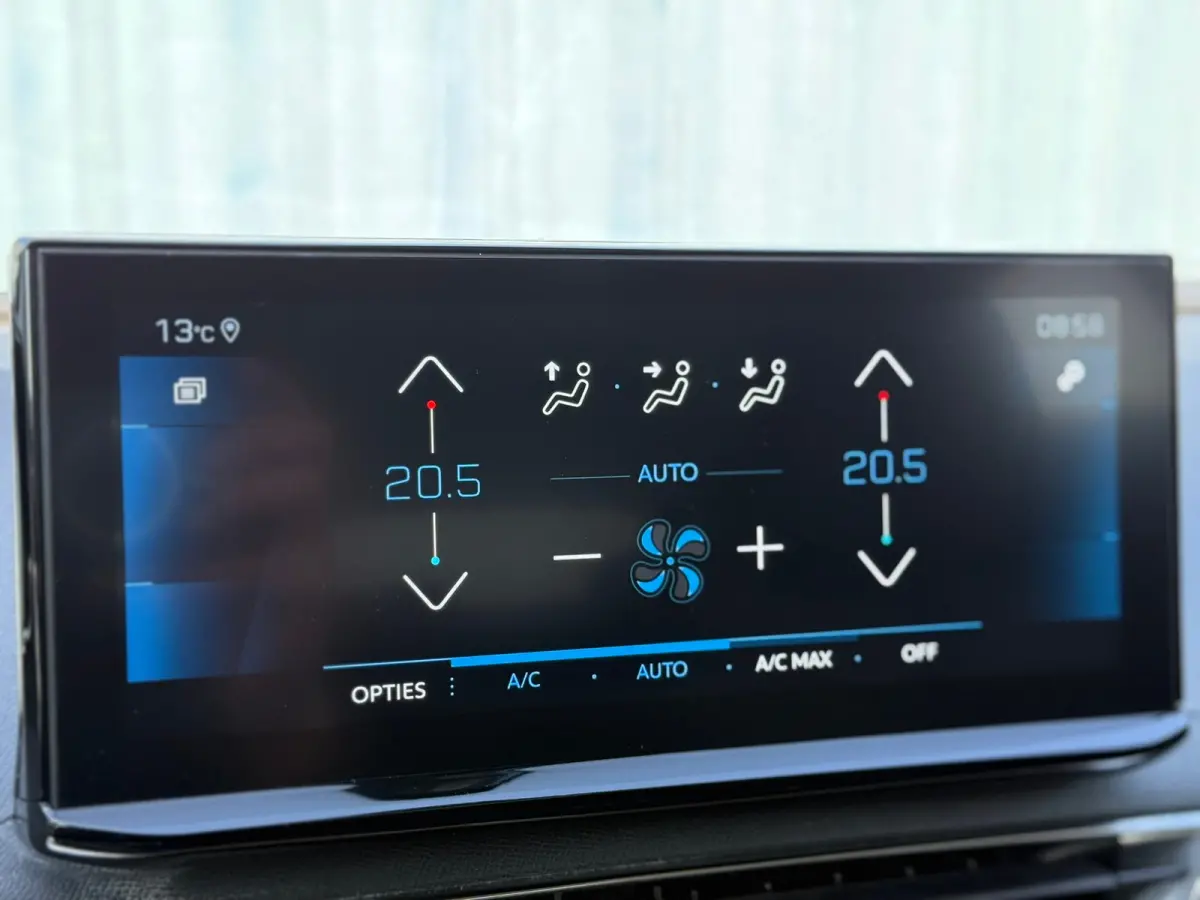 1.2 PureTech Allure Pack Business 360 camera | Stoelverwarming | Keyless | Apple carplay & Android auto