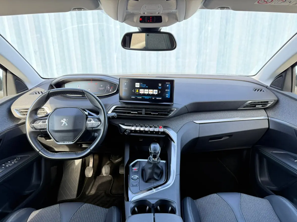 1.2 PureTech Allure Pack Business 360 camera | Stoelverwarming | Keyless | Apple carplay & Android auto