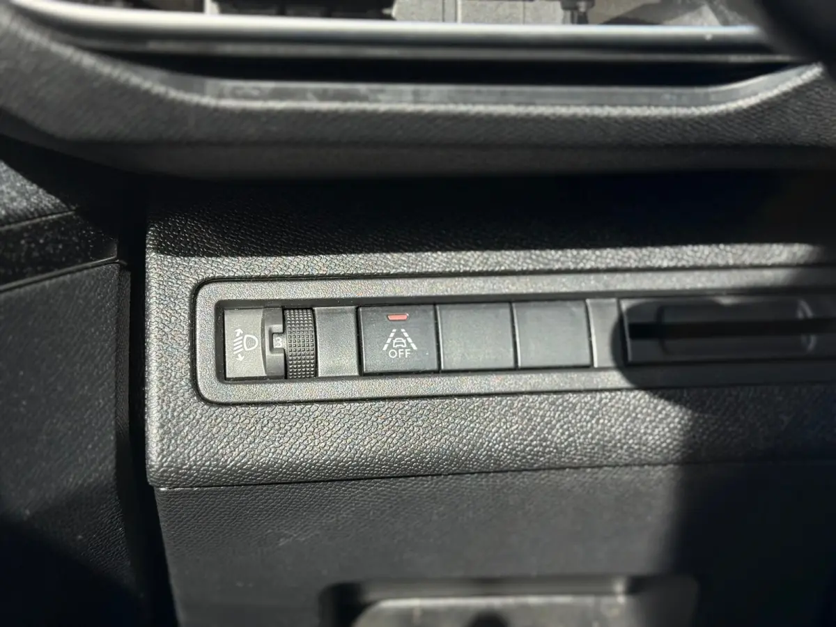 1.2 PureTech Allure Pack Business 360 camera | Stoelverwarming | Keyless | Apple carplay & Android auto