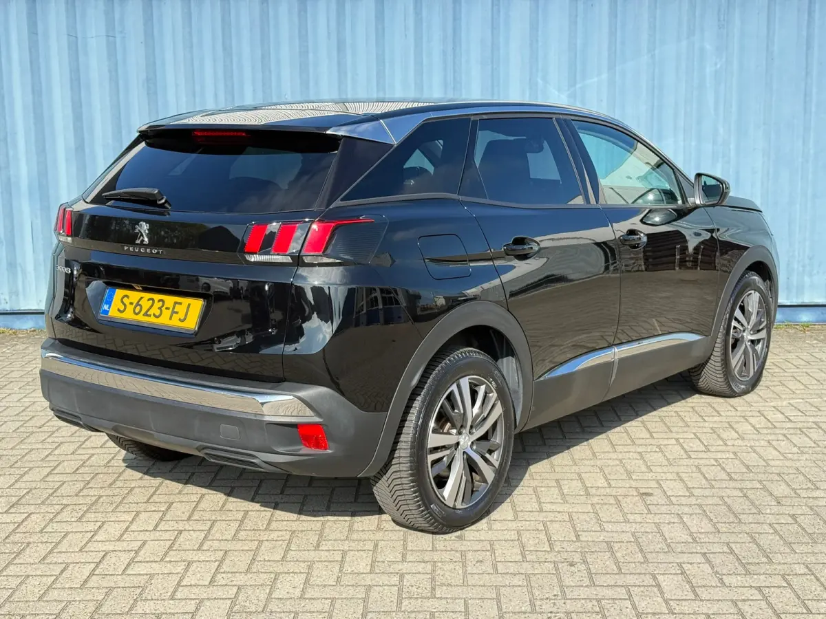 1.2 PureTech Allure Pack Business 360 camera | Stoelverwarming | Keyless | Apple carplay & Android auto
