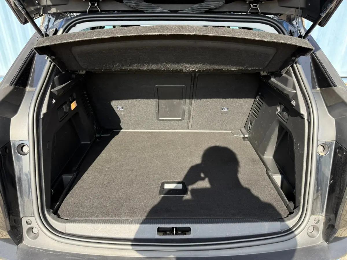 1.2 PureTech Allure Pack Business 360 camera | Stoelverwarming | Keyless | Apple carplay & Android auto