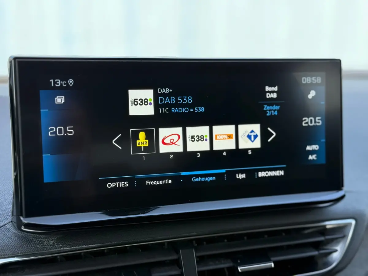 1.2 PureTech Allure Pack Business 360 camera | Stoelverwarming | Keyless | Apple carplay & Android auto