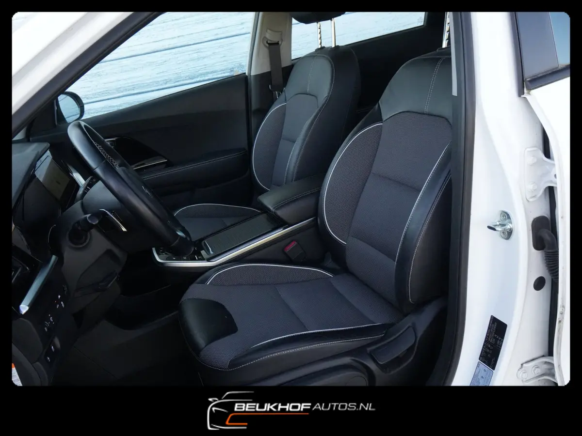 DynamicLine 64 kWh Leer Carplay Camera Soh 100%