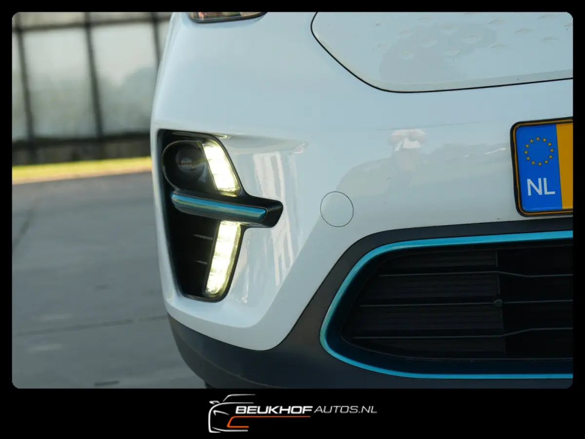 DynamicLine 64 kWh Leer Carplay Camera Soh 100%