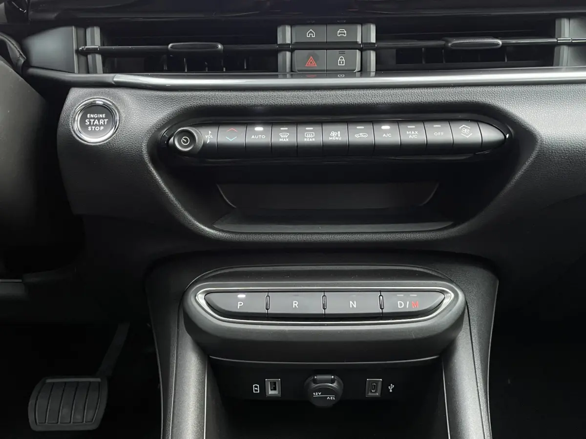 1.2 Hybrid Urban Automaat | Apple/Android CarPlay rijdende auto niet altijd aanwezig