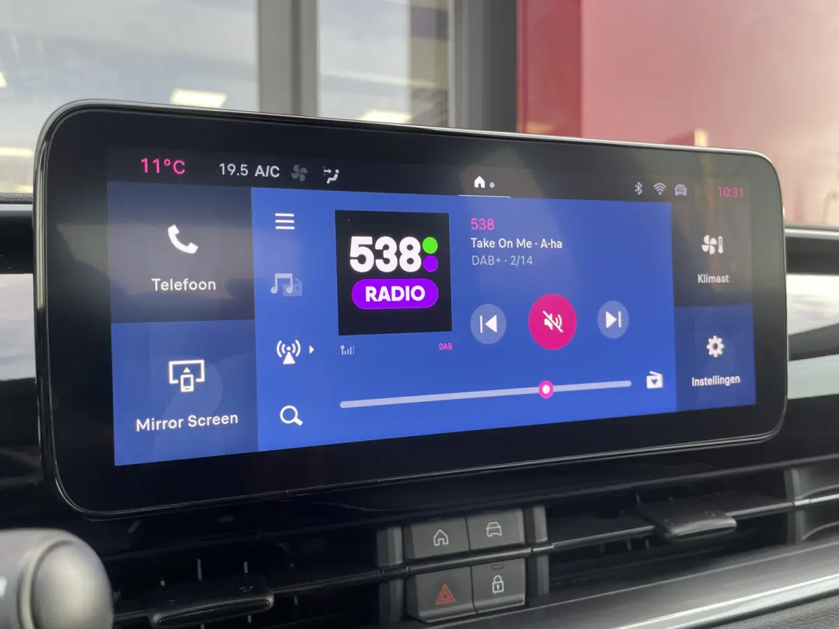 1.2 Hybrid Urban Automaat | Apple/Android CarPlay rijdende auto niet altijd aanwezig