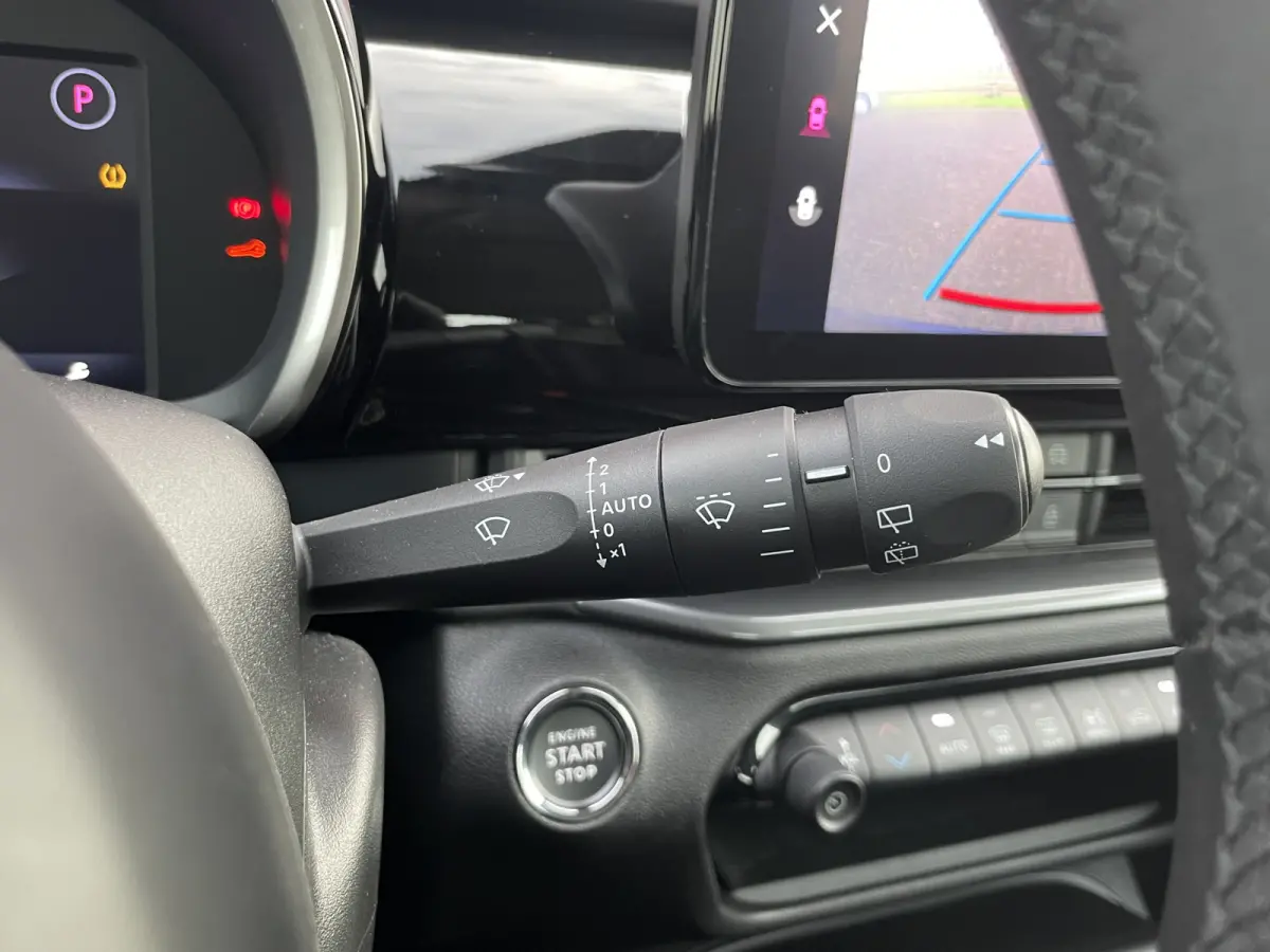 1.2 Hybrid Urban Automaat | Apple/Android CarPlay rijdende auto niet altijd aanwezig