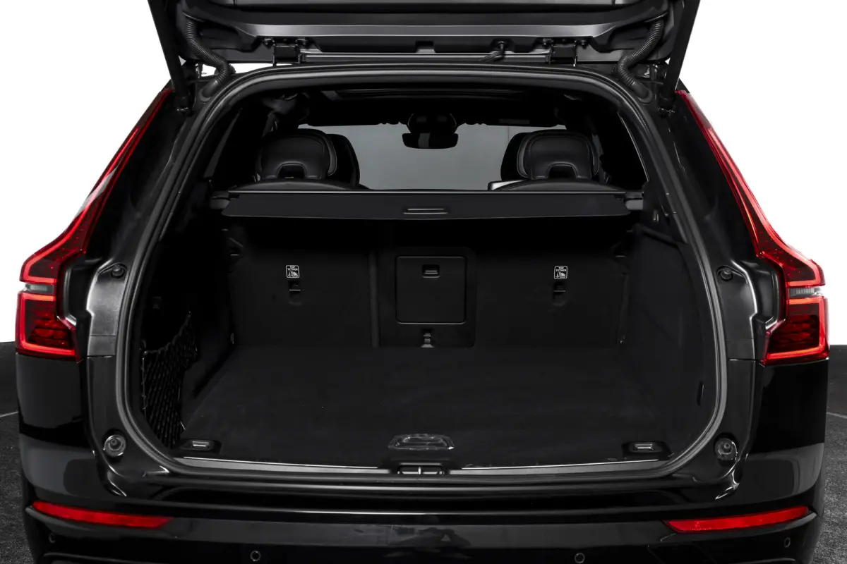 2.0 T6 Plug-in hybrid AWD Ultra Black Edition | S/K Panodak | Head-up | 360 Camera | Harman/Kardon | Dig. Cockpit | Adapt. Cruise | Stoel-+Stuurverw. | NAV+App.Connect | ECC | LM 21" | 0630