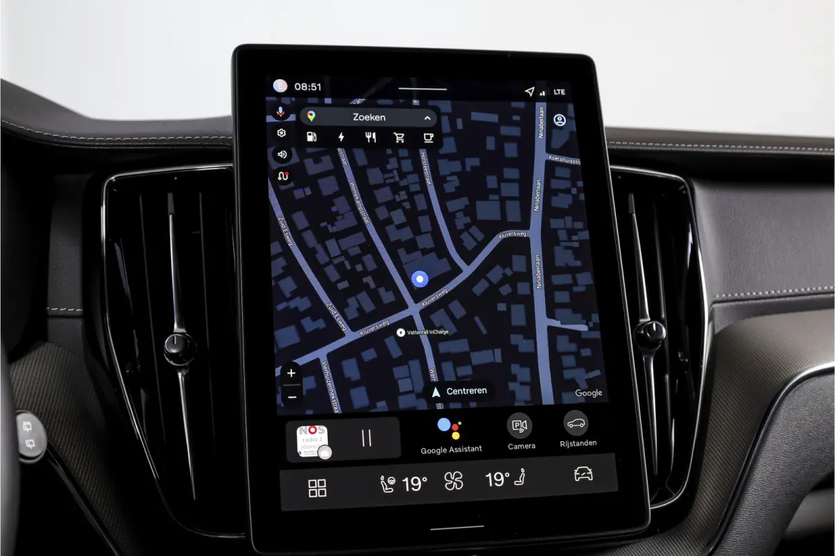 2.0 T6 Plug-in hybrid AWD Ultra Black Edition | S/K Panodak | Head-up | 360 Camera | Harman/Kardon | Dig. Cockpit | Adapt. Cruise | Stoel-+Stuurverw. | NAV+App.Connect | ECC | LM 21" | 0630