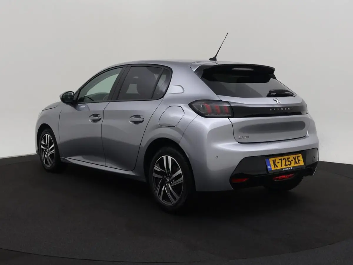 1.2T 100pk Allure Pack H.Leder/Camera/Ecc/Nav /CarPlay/El.Pakket/Vc/4S.banden
