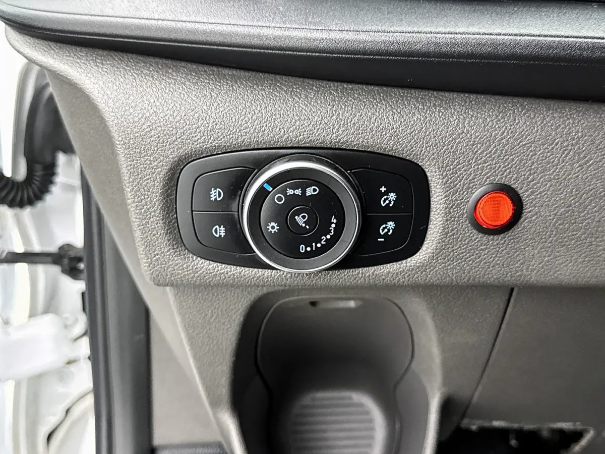 340 2.0 TDCI L2H1 Schuifdeur L+R Navigatie Trekhaak Cruise control Stoelverwarming