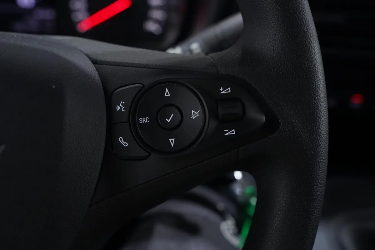1.5D 102 pk L1H1 Edition Navi, Airco Cruise Control, NAP, Laadruimte Pakket, PDC achter, 2-Zits
