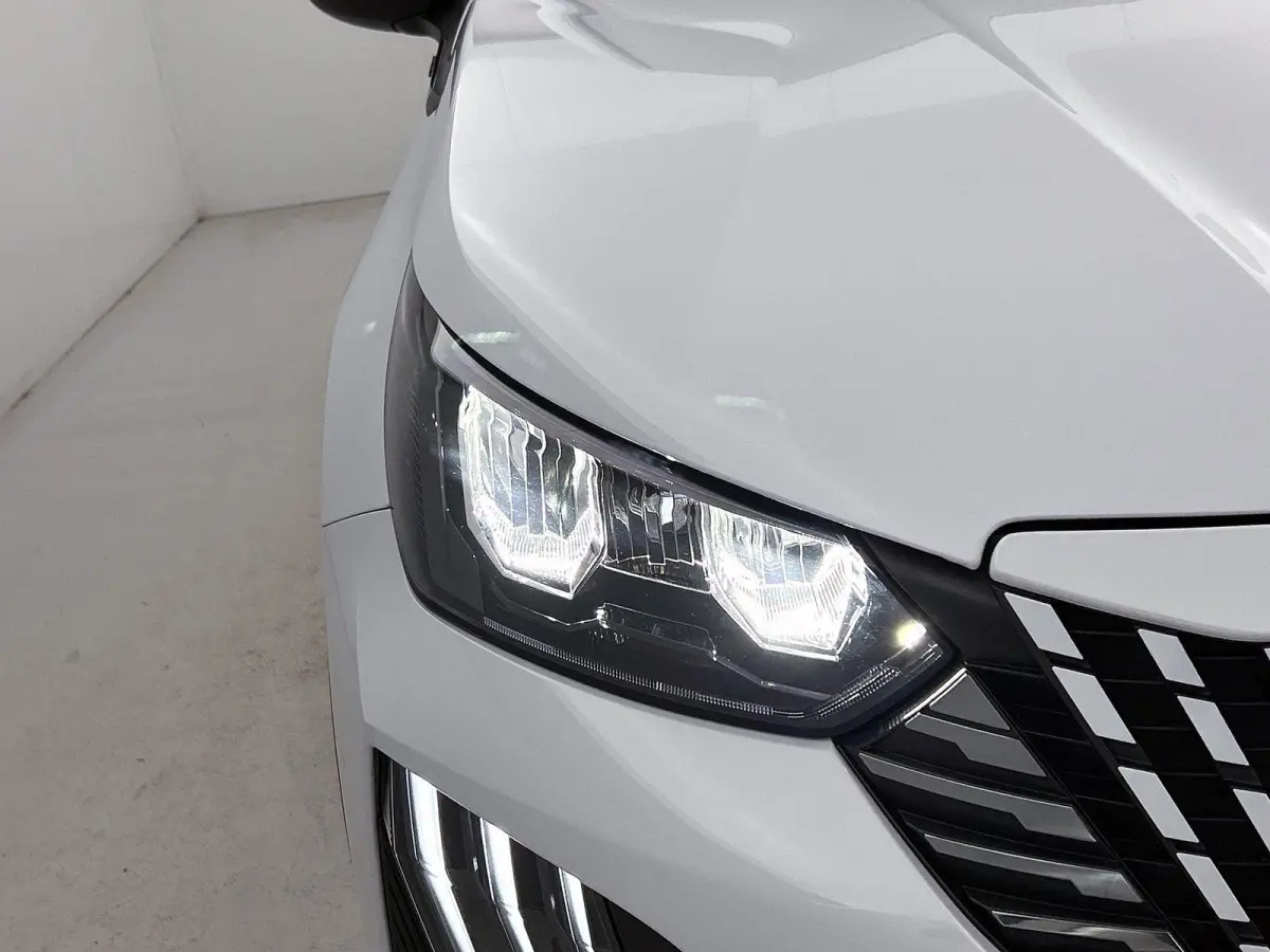 EV Allure Avantage 54 kWh 156pk Automaat | Navigatie | Camera Voor + Achter | Adaptieve Cruise Control | Climate Control | 17"LMV | LED | Dodehoekdetectie | Apple Carplay/Android Auto |