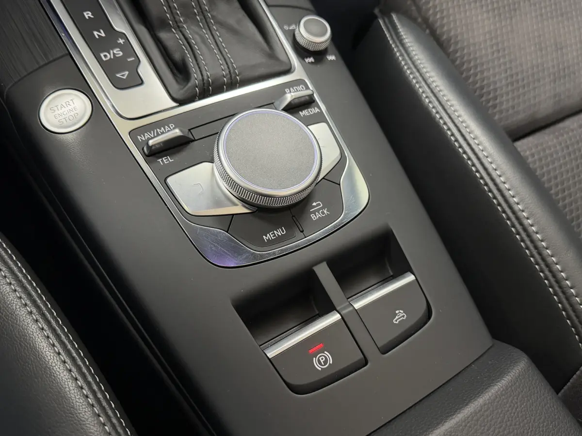 35 TFSI CoD Advance Sport | S-line | Carplay | Pdc V+A | Stoelverwarming | Automaat | Cruise | 100% dealer onderhouden