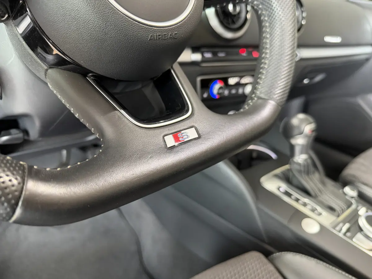 35 TFSI CoD Advance Sport | S-line | Carplay | Pdc V+A | Stoelverwarming | Automaat | Cruise | 100% dealer onderhouden