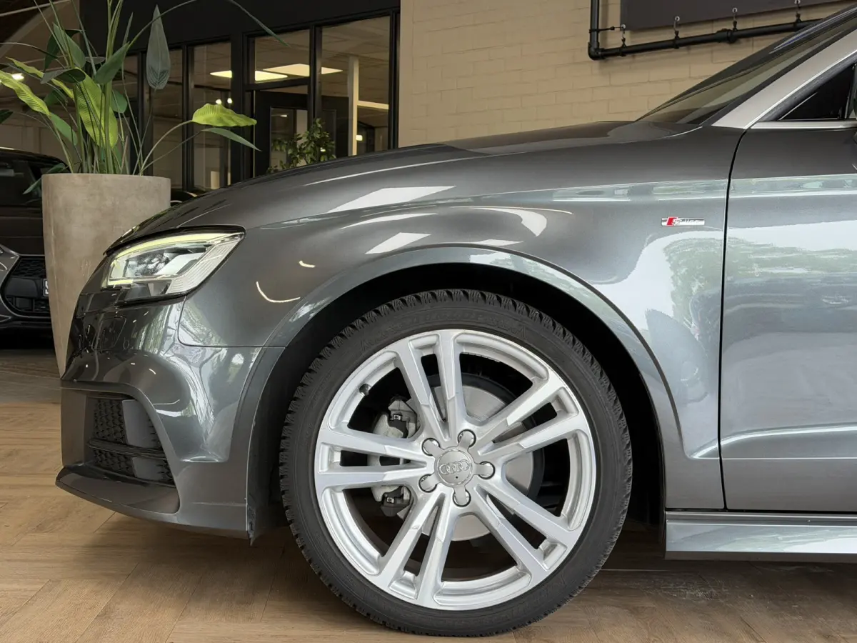 35 TFSI CoD Advance Sport | S-line | Carplay | Pdc V+A | Stoelverwarming | Automaat | Cruise | 100% dealer onderhouden