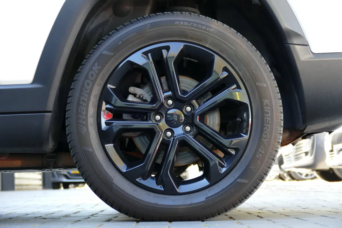 4xe 240 PLUG-IN HYBRID UPLAND AUTOMAAT / NAVI / CLIMA / 18" LMV / CAMERA / FULL-LED / KEYLESS / STOELVERWARMING / BLUETOOTH / ADAPT. CRUISECONTROL / 1E EIGENAAR / SCHITTERENDE STAAT !!