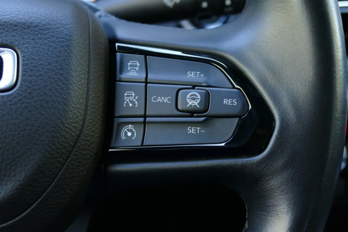 4xe 240 PLUG-IN HYBRID UPLAND AUTOMAAT / NAVI / CLIMA / 18" LMV / CAMERA / FULL-LED / KEYLESS / STOELVERWARMING / BLUETOOTH / ADAPT. CRUISECONTROL / 1E EIGENAAR / SCHITTERENDE STAAT !!