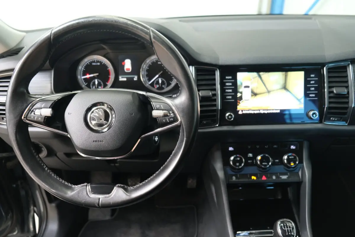 1.5 TSI Business Edition 7p. > €14750,-Netto Export <