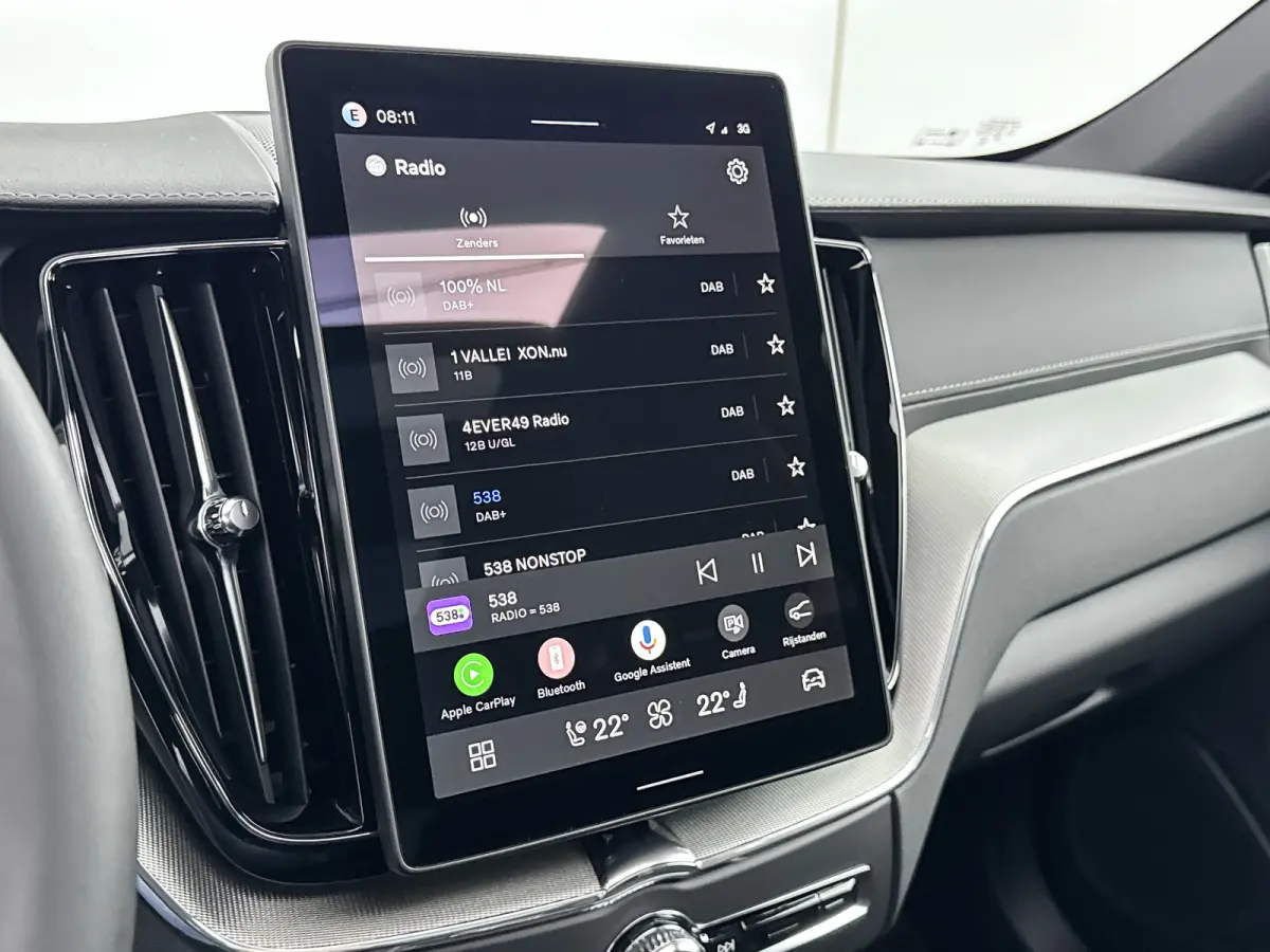 T6 Recharge Ultra Black Edition | 21" | Luchtvering | Head-Up | Panoramadak | Harman Kardon | Leder Dashboard | 360 Camera | Elektr. verst. Stoelen | Full LED