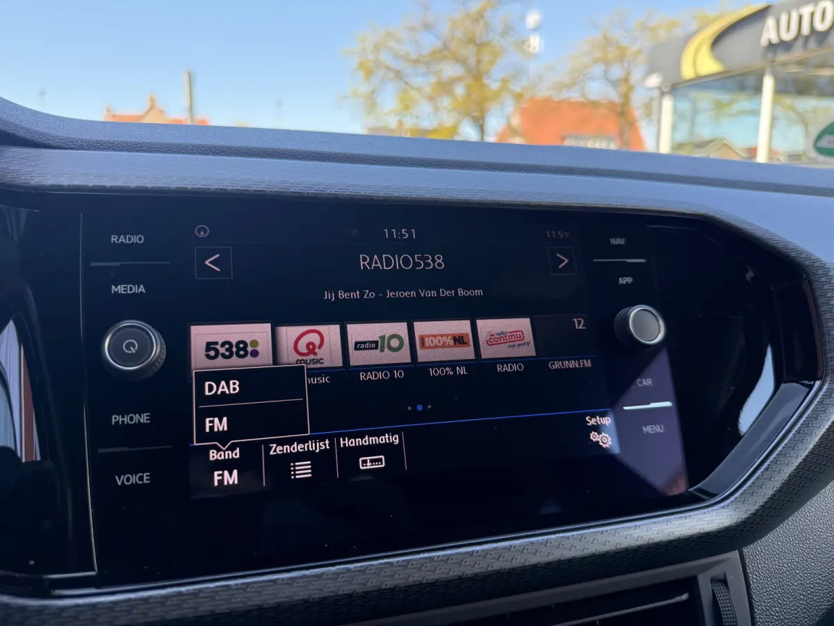 1.0 TSI Style R-Line. | AUTOMAAT | VIRTUAL | BEATS AUDIO | NAVI | KEYLESS |