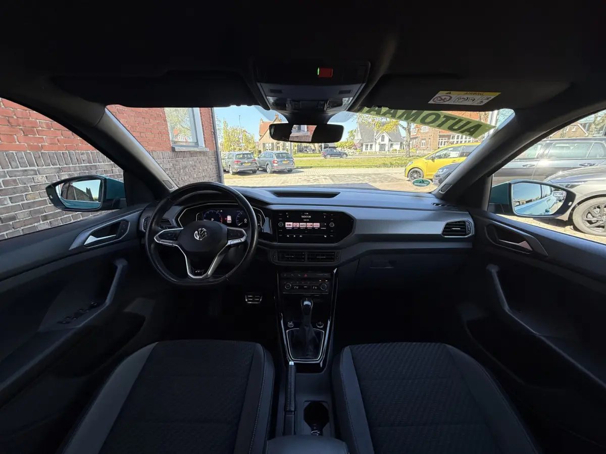 1.0 TSI Style R-Line. | AUTOMAAT | VIRTUAL | BEATS AUDIO | NAVI | KEYLESS |