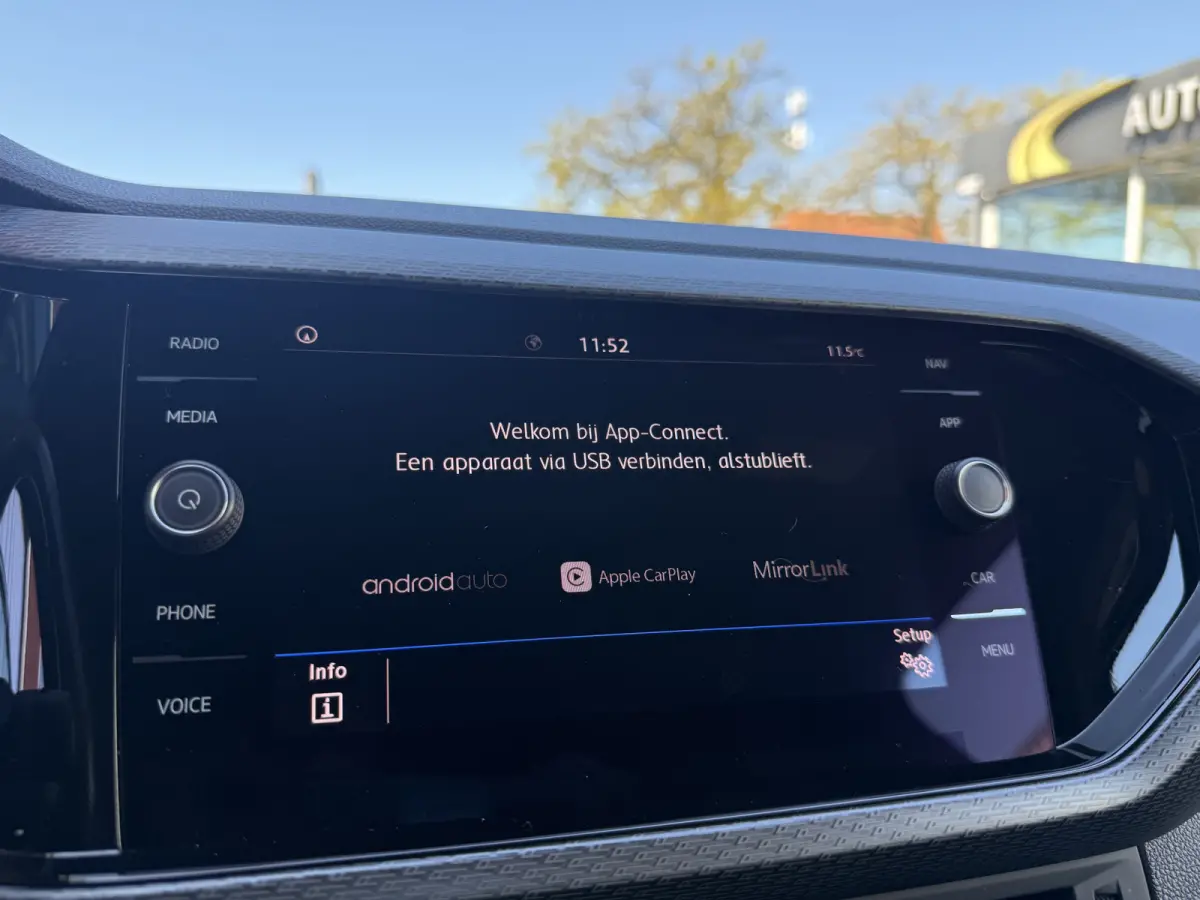 1.0 TSI Style R-Line. | AUTOMAAT | VIRTUAL | BEATS AUDIO | NAVI | KEYLESS |