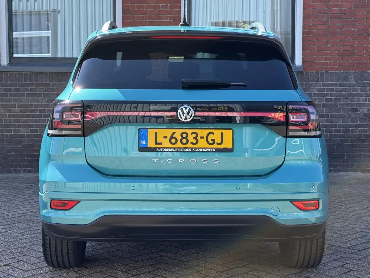 1.0 TSI Style R-Line. | AUTOMAAT | VIRTUAL | BEATS AUDIO | NAVI | KEYLESS |