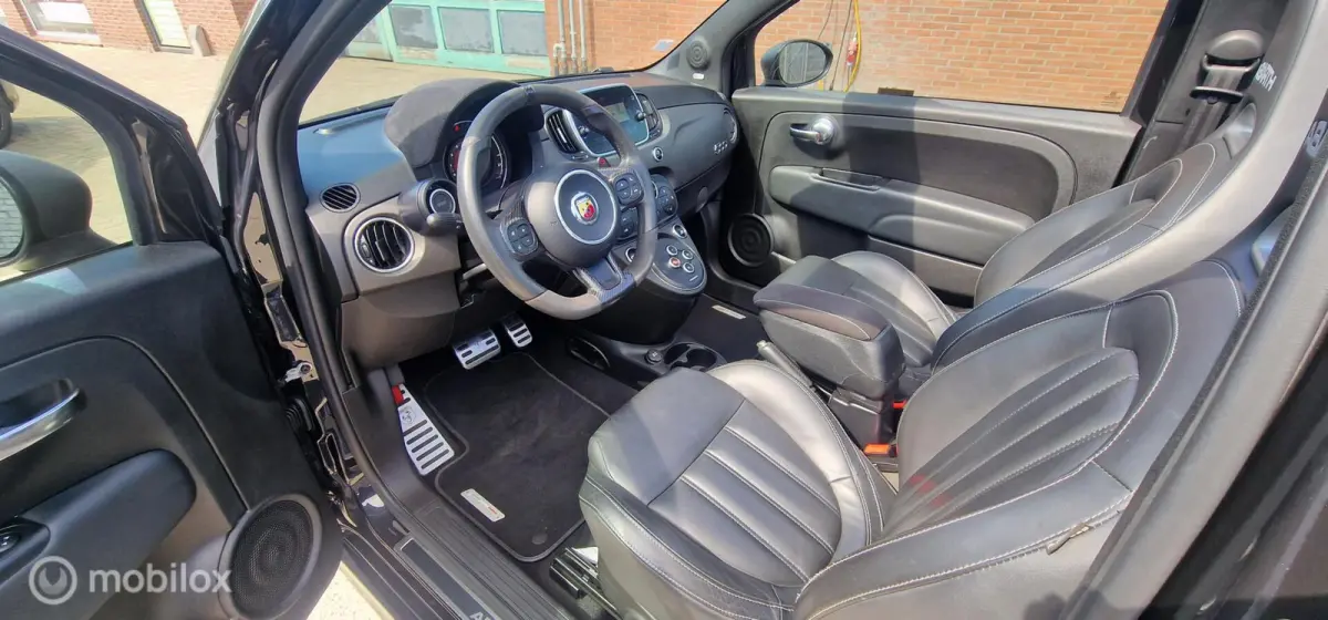 1.4 T-Jet Abarth Competizione 70th Anniversary