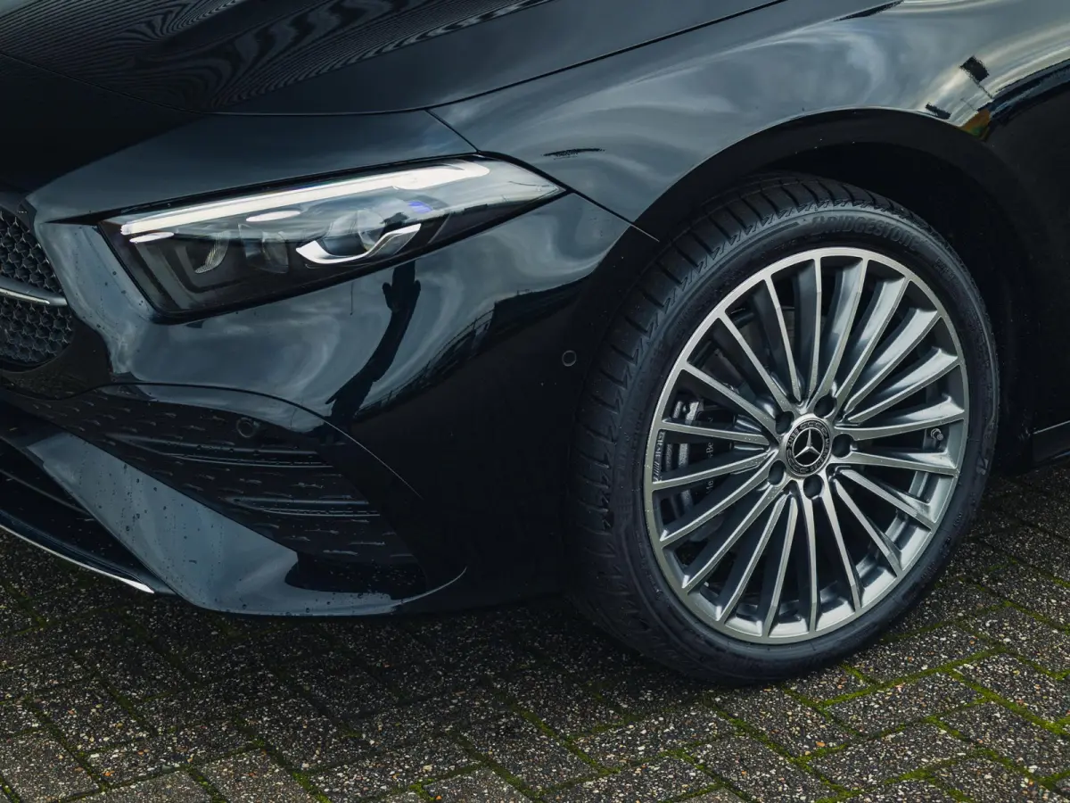 Hatchback 250 e Business Solution AMG Panorama dak