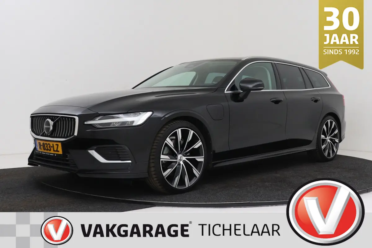 2.0 T6 Plug-in hybrid AWD Core Bright | Dealer onderhouden | Camera | Trekhaak