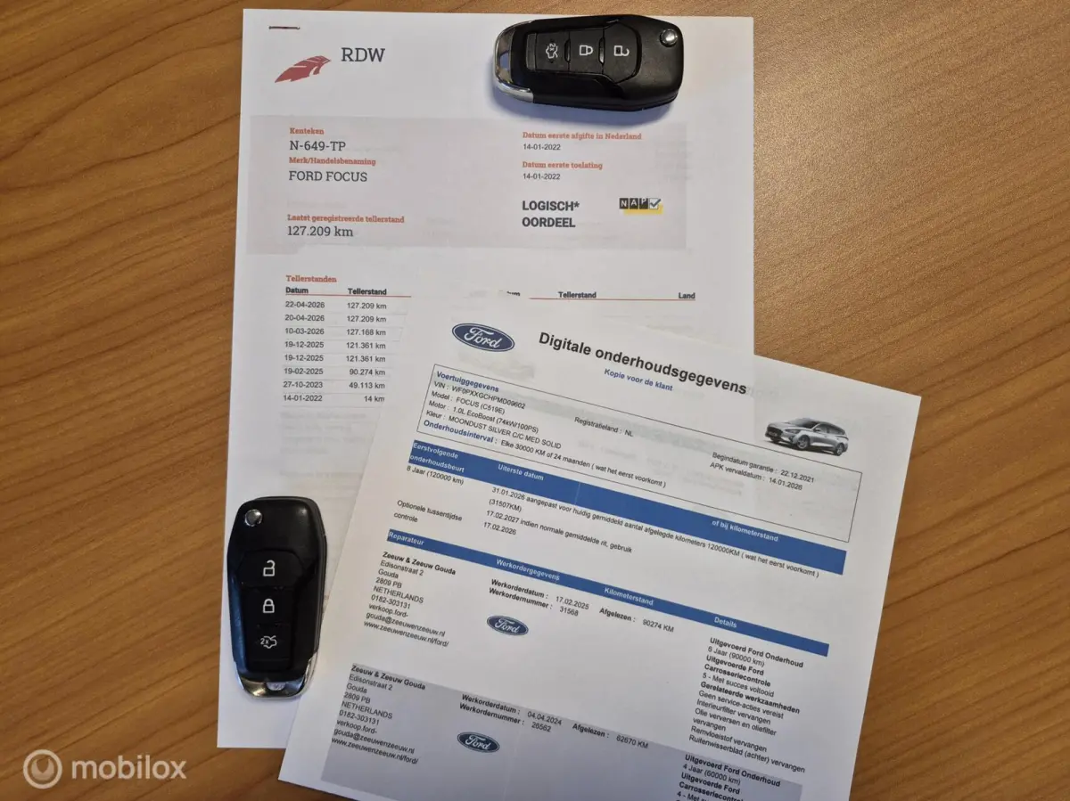 1.0 ECOBOOST TREND EDITION BUSINESS • Carplay • Airco •