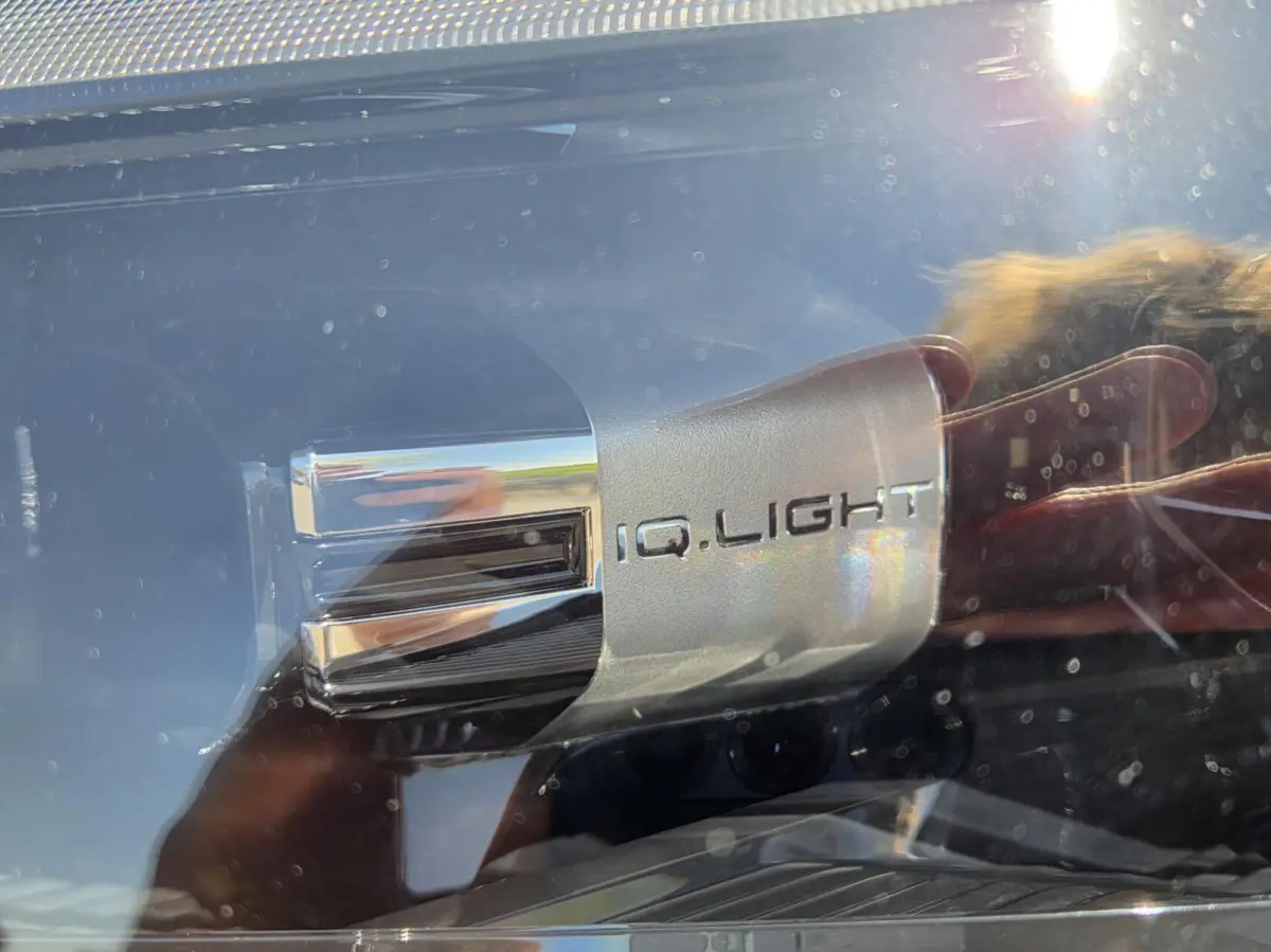 1.0 TSI R-Line Business Automaat | IQ Light / 18" / Virtual / Keyless / Camera / Carplay