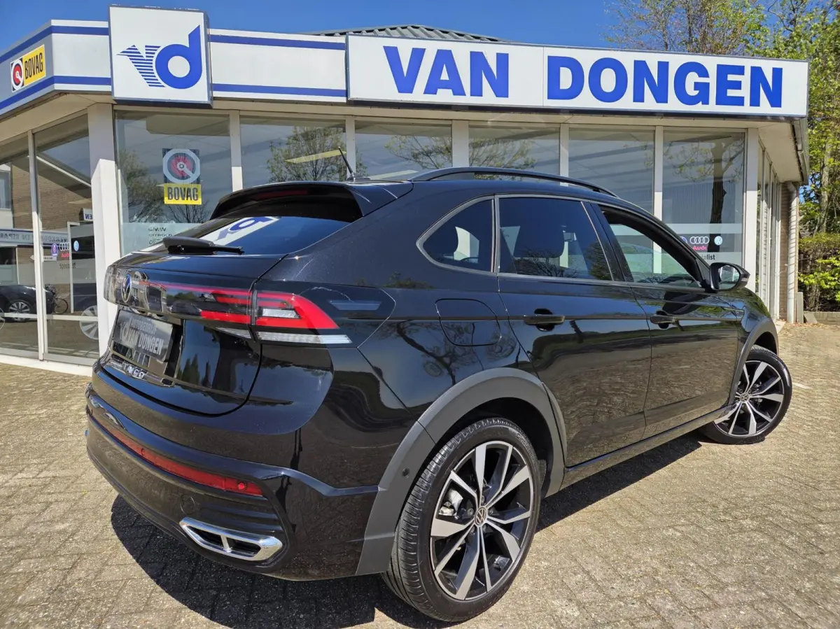 1.0 TSI R-Line Business Automaat | IQ Light / 18" / Virtual / Keyless / Camera / Carplay
