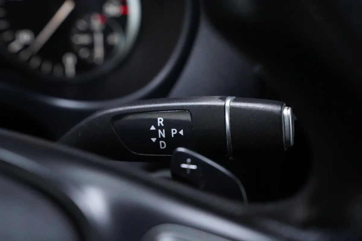 114 CDI 136 pk Lang Aut. Glazenwasser Edition Airco, Cruise Control, Imperiaal, Trekhaak 2.500 kg, 2-Zits