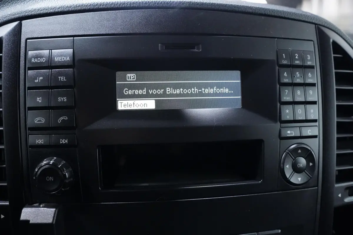 114 CDI 136 pk Lang Aut. Glazenwasser Edition Airco, Cruise Control, Imperiaal, Trekhaak 2.500 kg, 2-Zits