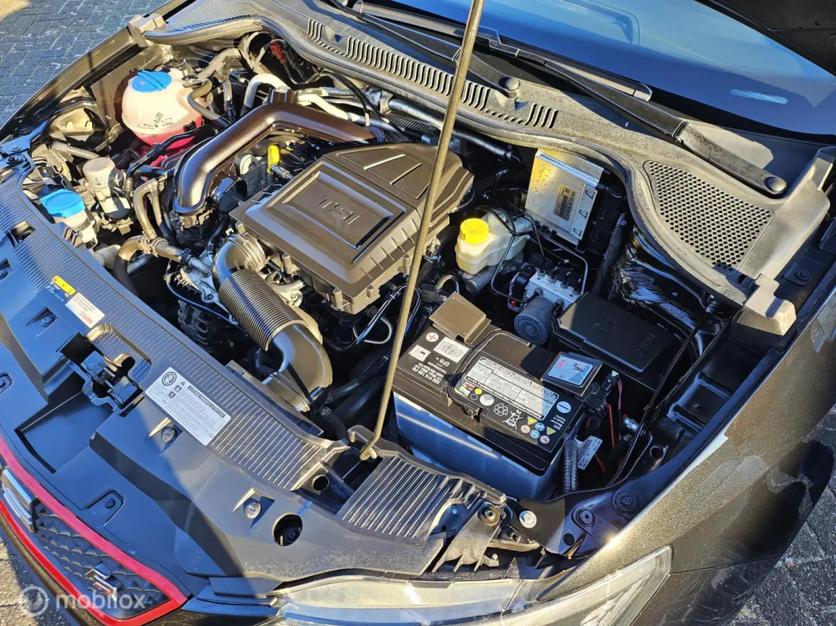 1.0 EcoTSI Style Connect