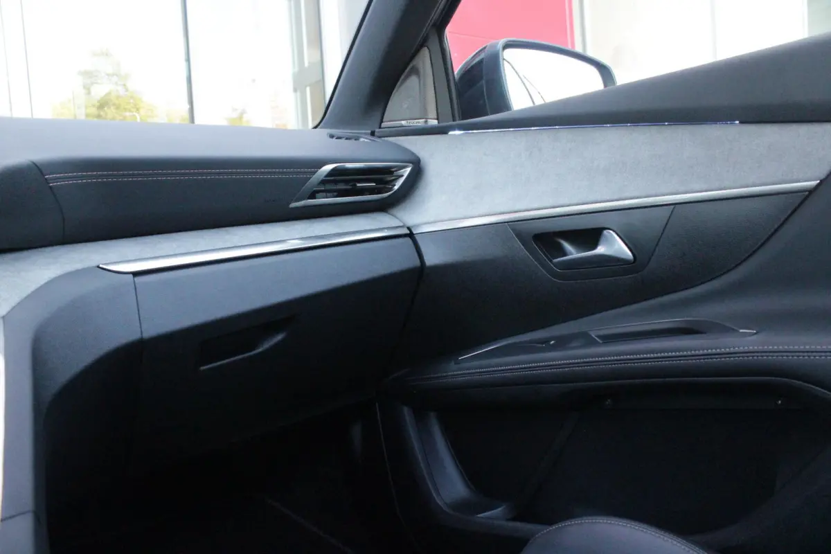 1.6 180PK AUTOMAAT GT | PANORAMA SCHUIF/KANTEL DAK | FOCAL AUDIO SYSTEM | 7-PERSOONS! | NAVIGATIE | APPLE CARPLAY/ANDROID AUTO | ADAPTIVE CRUISE CONTROL | BLACK PACK | FULL LED KOPLAMPEN | D