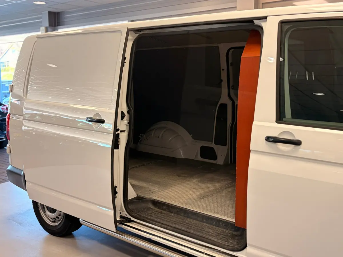 2.0 TDI L2H1 | 2 x SCHUIFDEUR | NAVI | CRUISE | TREKHAAK |